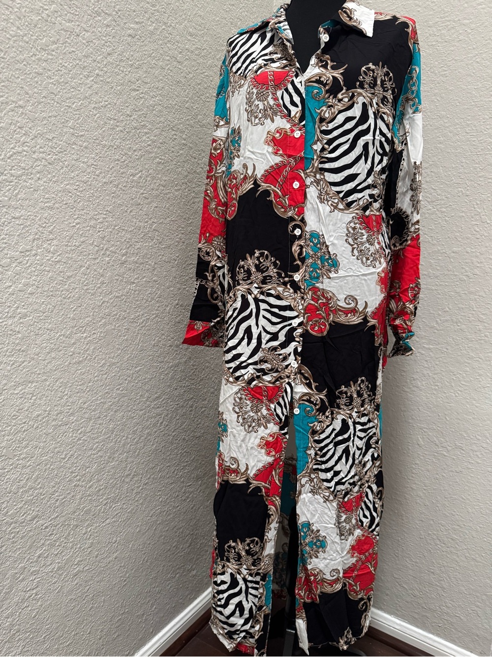 WomenyMulti-Color Print Button-Up Shirt